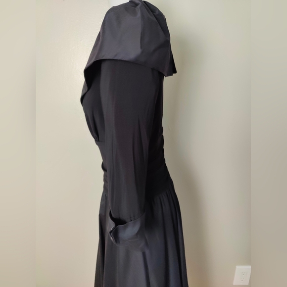 Joseph Ribkoff Black Dress With Collar & Sleeves Rhinestone Size 6 - Picture 9 of 15